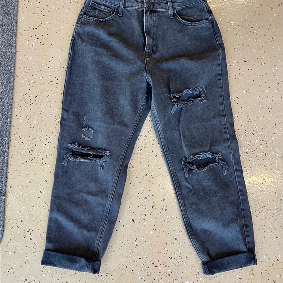 White Fox distressed mom jeans never worn XL - Picture 3 of 4